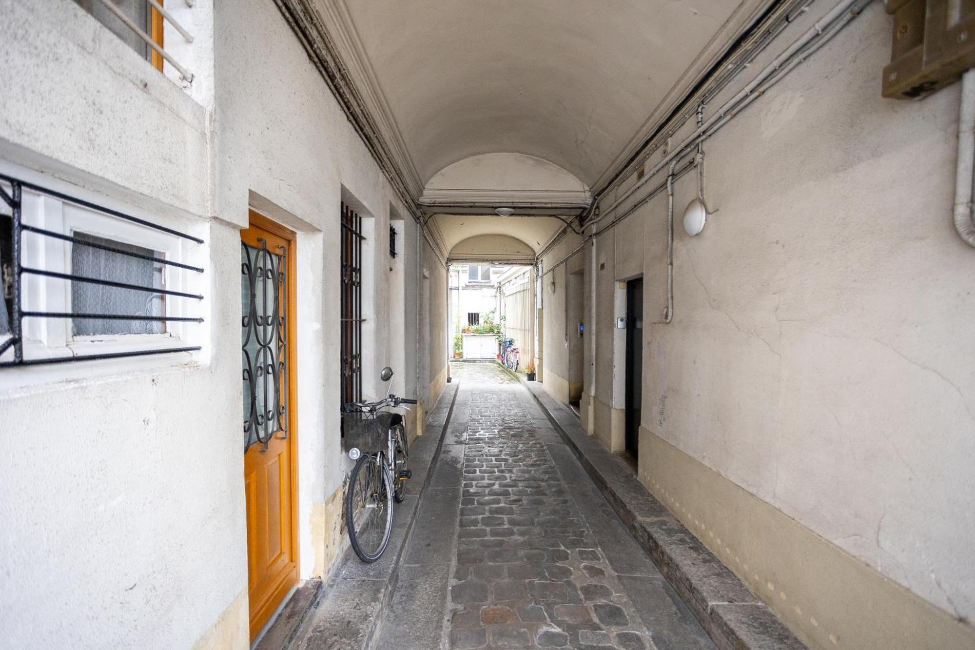 Studio Cosy Romantique En Plein Coeur De Paris Lejlighed Eksteriør billede